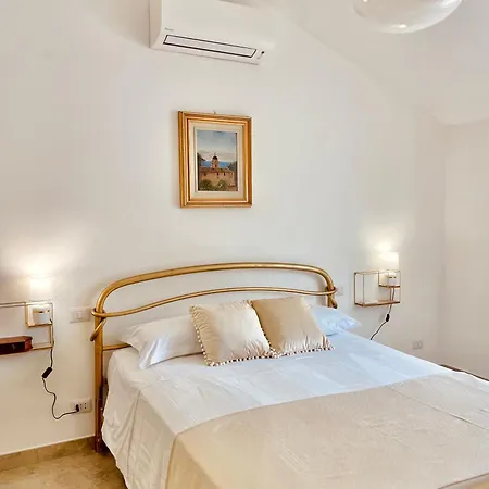 아파트 Tauromia 타오르미나