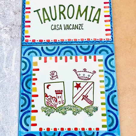 Tauromia Apartment