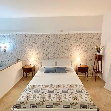 Tauromia Apartment